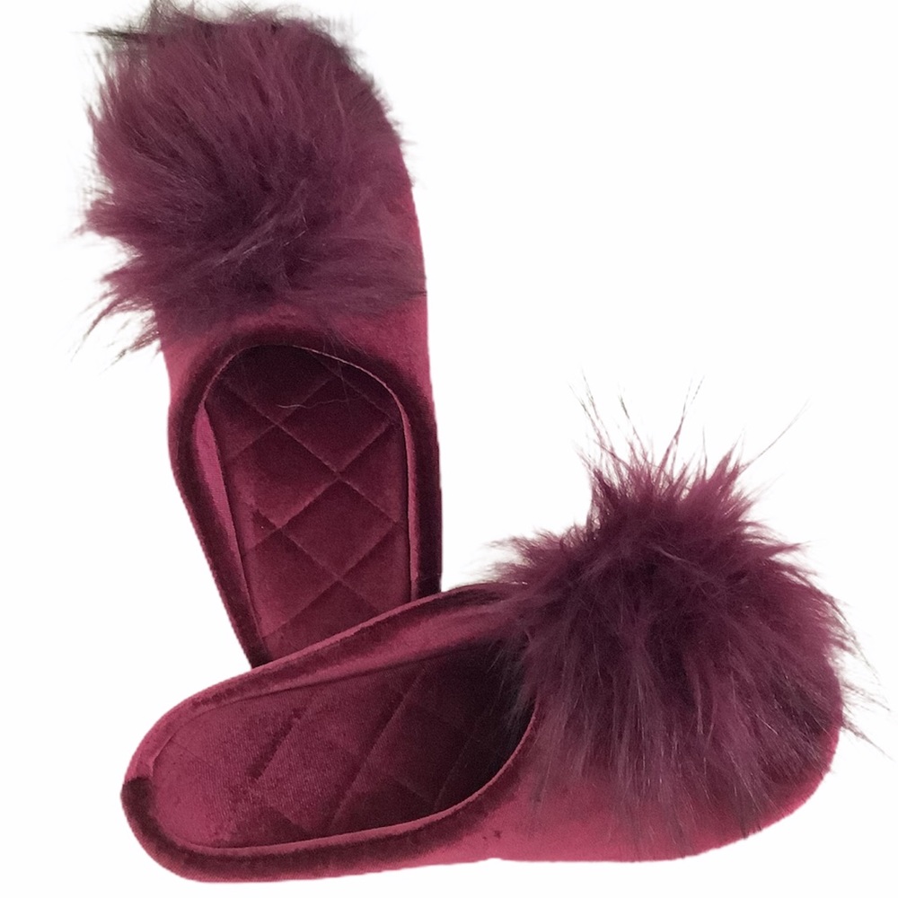 i.n.c. Burgundy Velvet Pom Pom Slippers SZ (5-6)